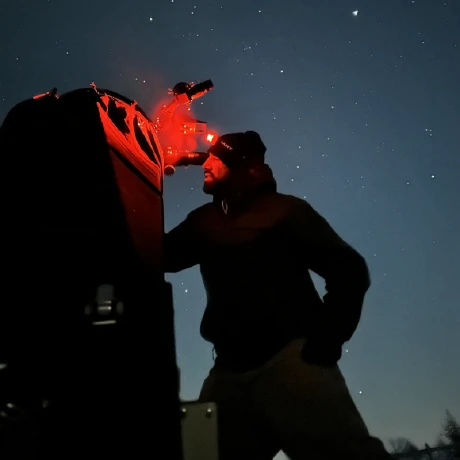 Alan using a dobsonian telescope